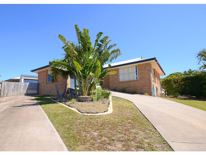 16 Queensbury Grove, Urraween QLD 4655