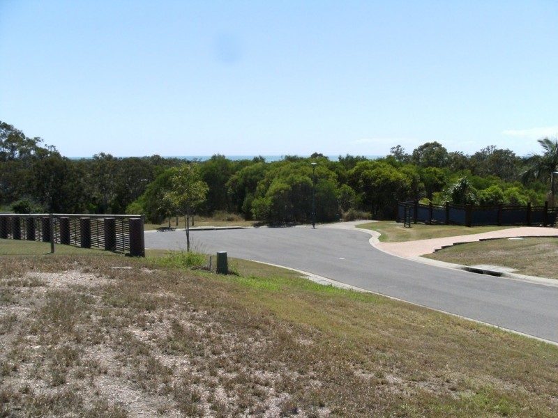 18 Edgewater Drive, Craignish QLD 4655