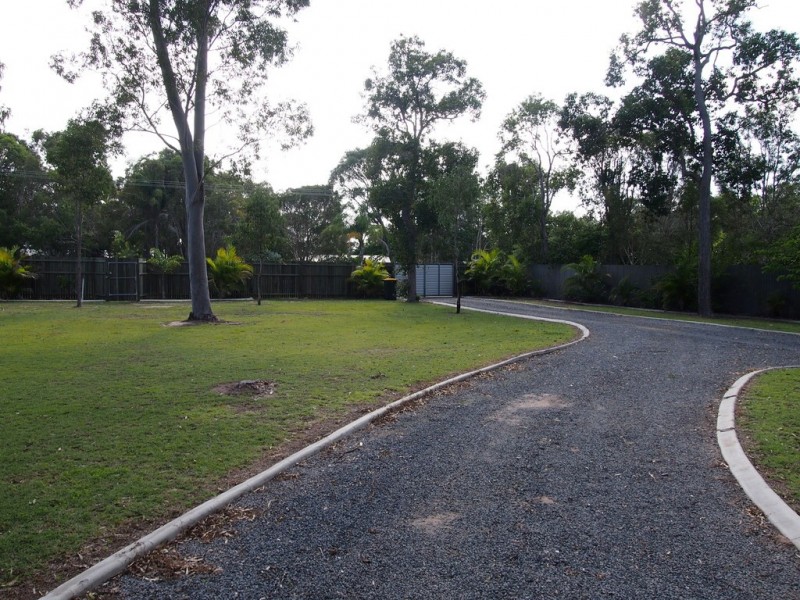 9-11 Verden Drive, Urangan QLD 4655