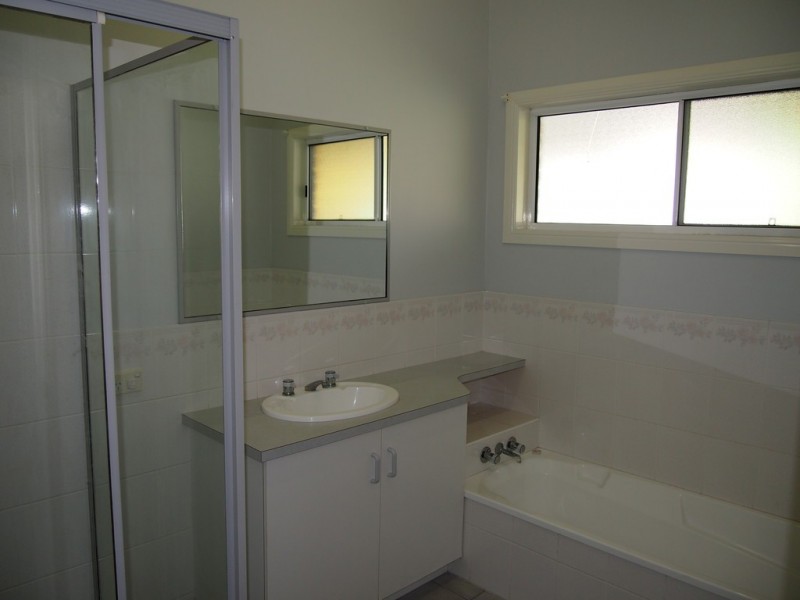 9-11 Verden Drive, Urangan QLD 4655