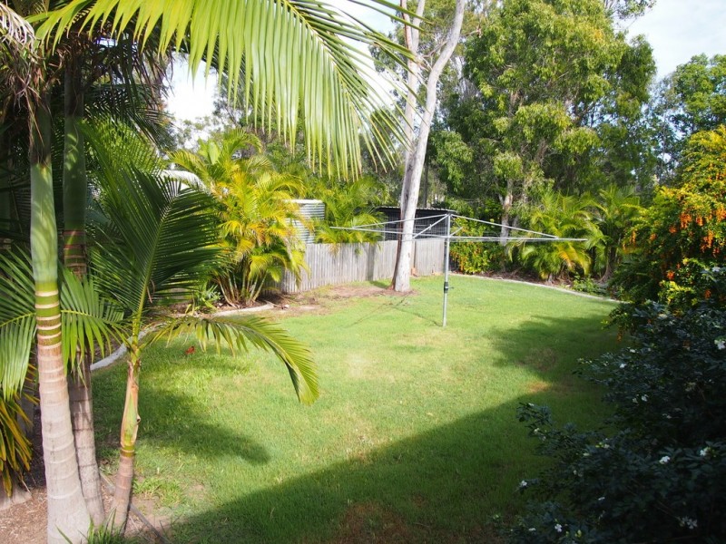 9-11 Verden Drive, Urangan QLD 4655