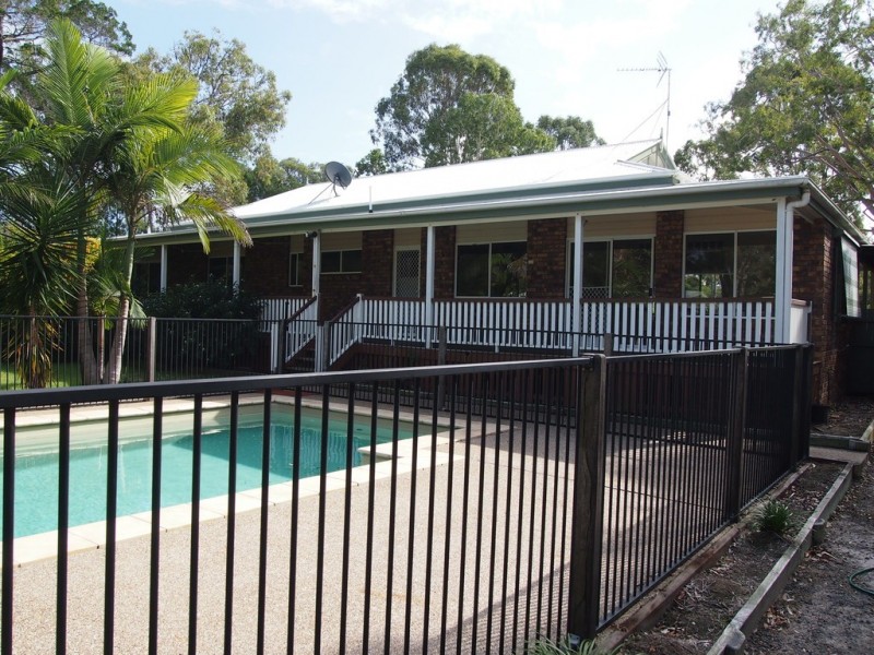 9-11 Verden Drive, Urangan QLD 4655