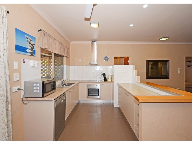 138 Burrum Street, Burrum Heads QLD 4659