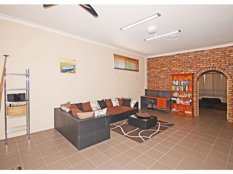 138 Burrum Street, Burrum Heads QLD 4659