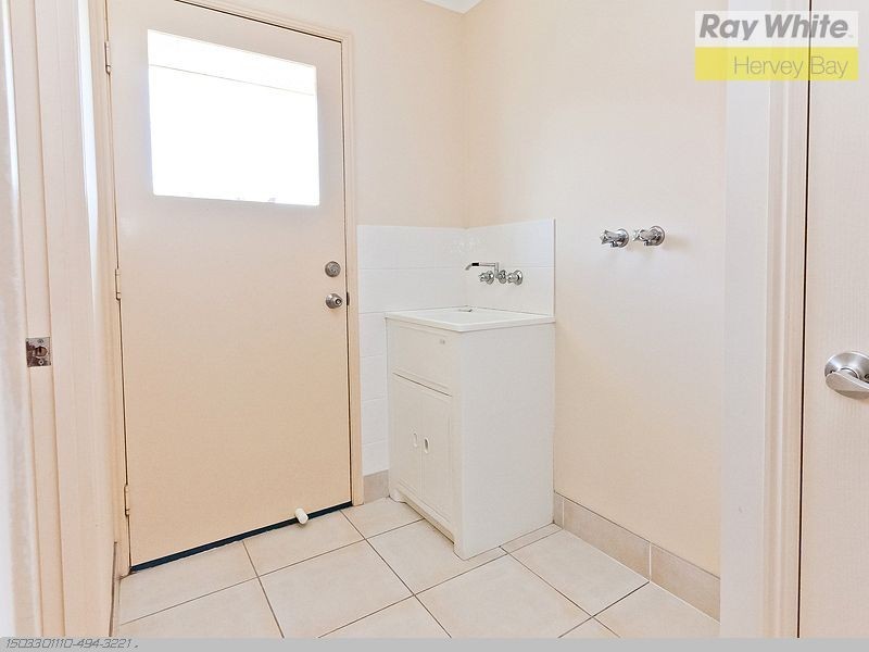 20 Moonstone Drive, Urangan QLD 4655