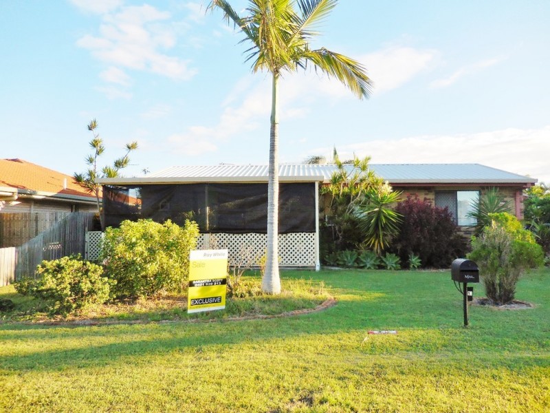12 Aimee Drive, Urangan QLD 4655