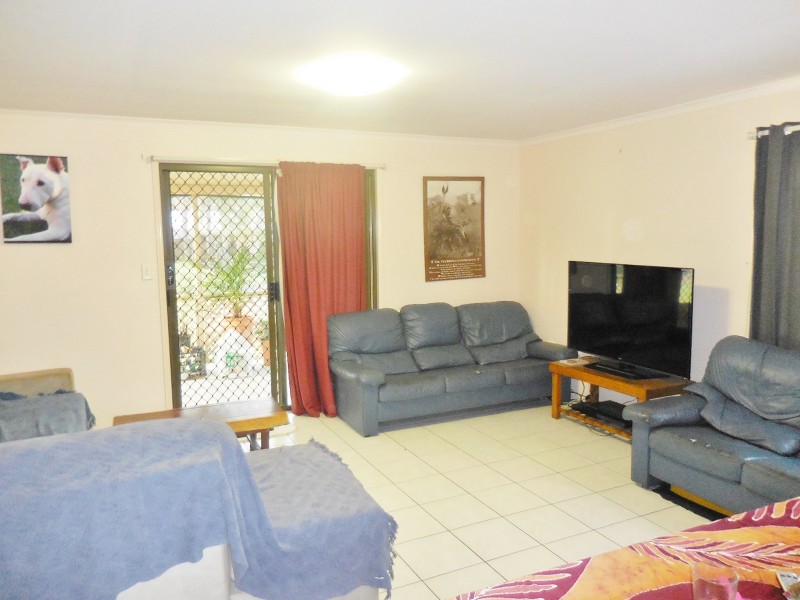 12 Aimee Drive, Urangan QLD 4655