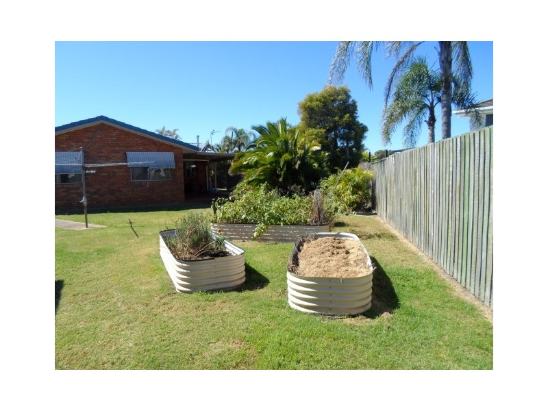 10 Phoenix court, Kawungan QLD 4655