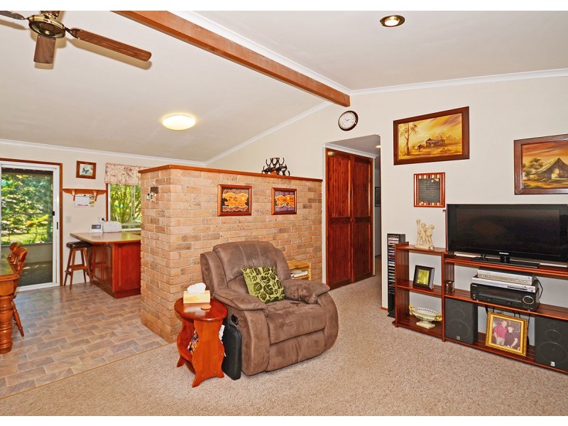 23 Sea Eagles Road, Booral QLD 4655