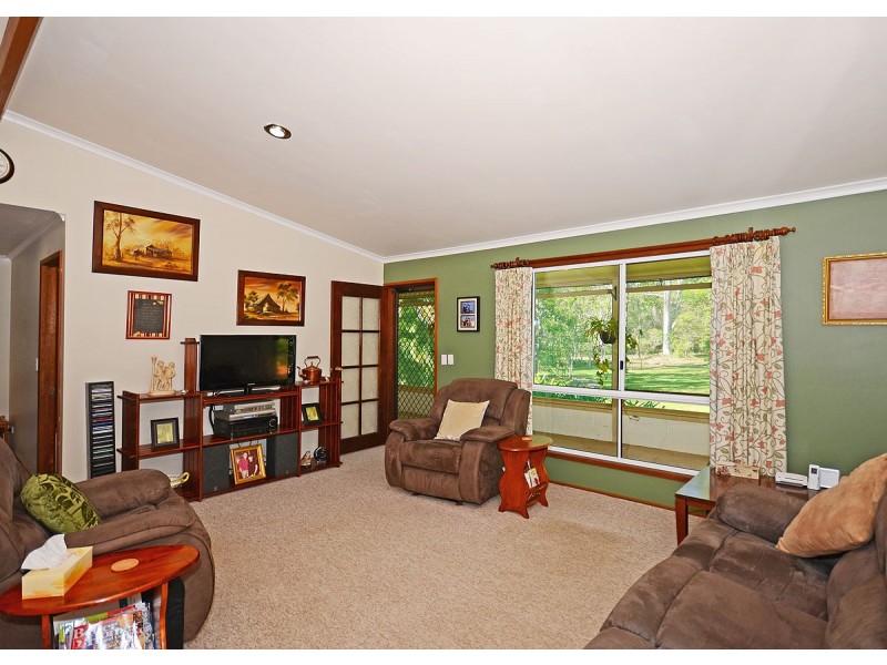 23 Sea Eagles Road, Booral QLD 4655