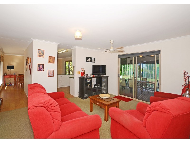 7 Brolga Court, Eli Waters QLD 4655