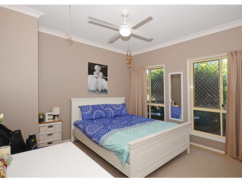 23-25 Jindera Court, Wondunna QLD 4655