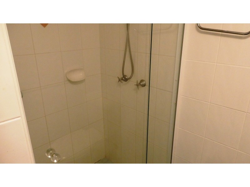 112/17 Buccaneer Avenue, Urangan QLD 4655