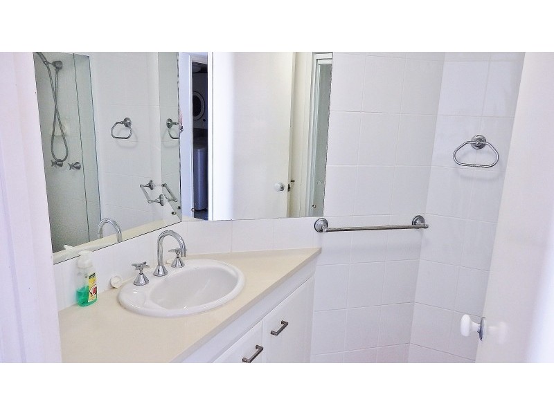 112/17 Buccaneer Avenue, Urangan QLD 4655