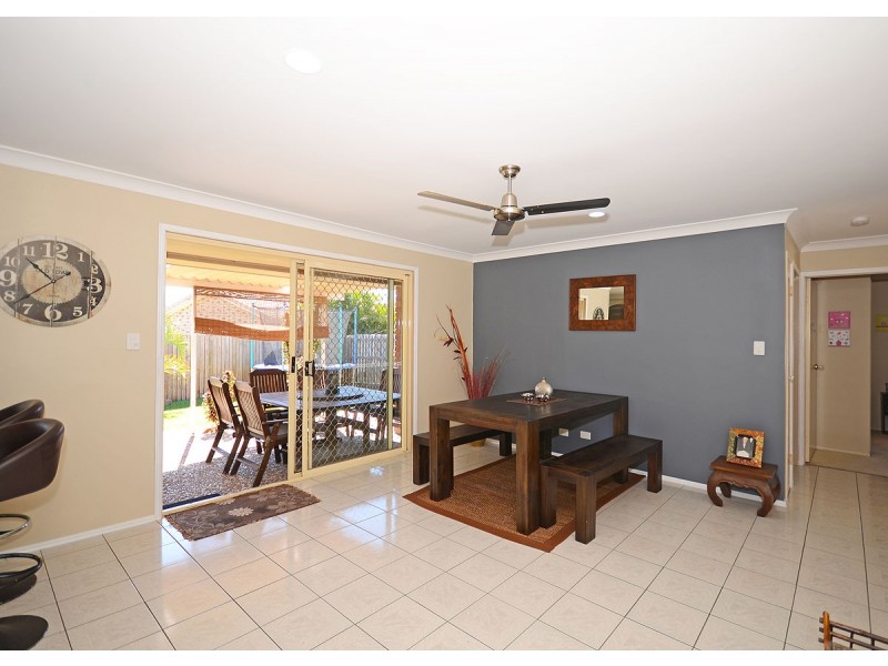 4 Elm Court, Kawungan QLD 4655