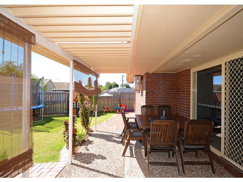 4 Elm Court, Kawungan QLD 4655