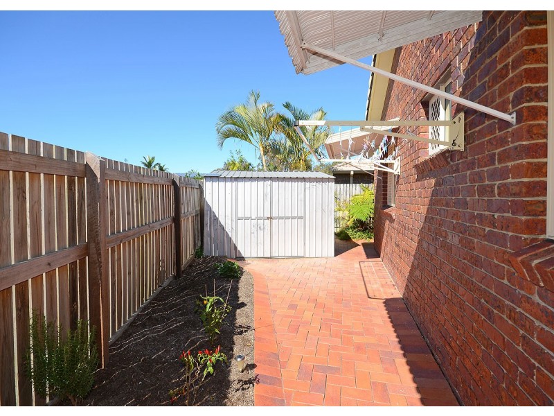 4 Elm Court, Kawungan QLD 4655