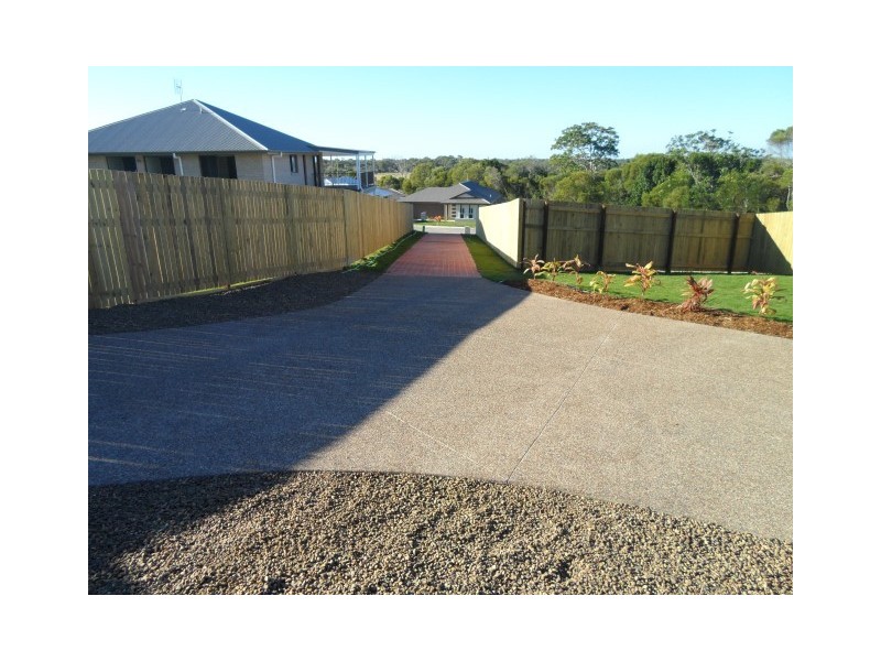 19 Steel Street, Nikenbah QLD 4655
