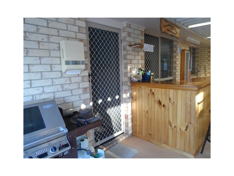 70 Aimee Drive, Urangan QLD 4655