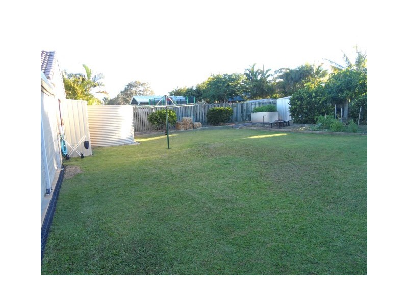 70 Aimee Drive, Urangan QLD 4655