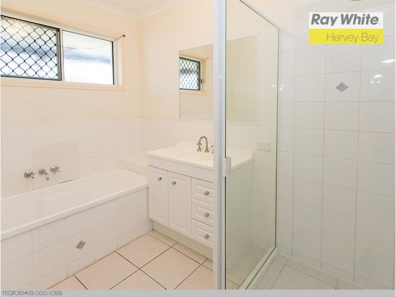 9 Ruddiman Court, Torquay QLD 4655