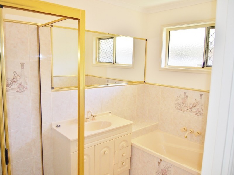 129 Colyton Street, Torquay QLD 4655