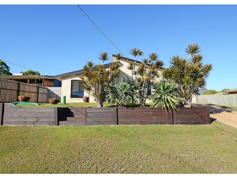 5 Carolyn St, Dundowran Beach QLD 4655