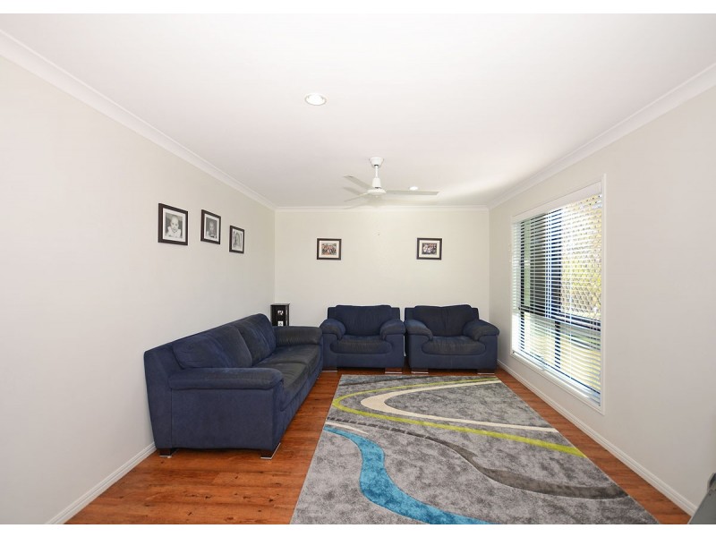 5 Carolyn St, Dundowran Beach QLD 4655