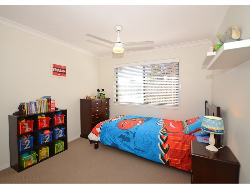 5 Carolyn St, Dundowran Beach QLD 4655