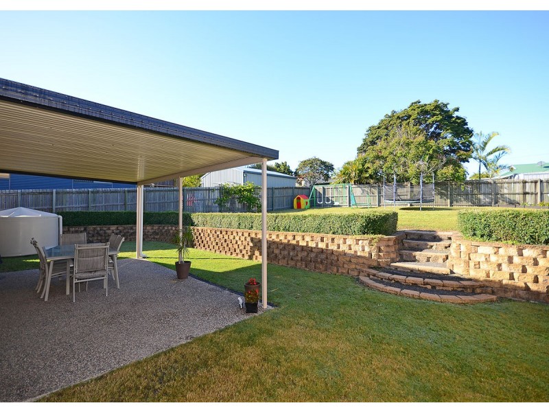 5 Carolyn St, Dundowran Beach QLD 4655