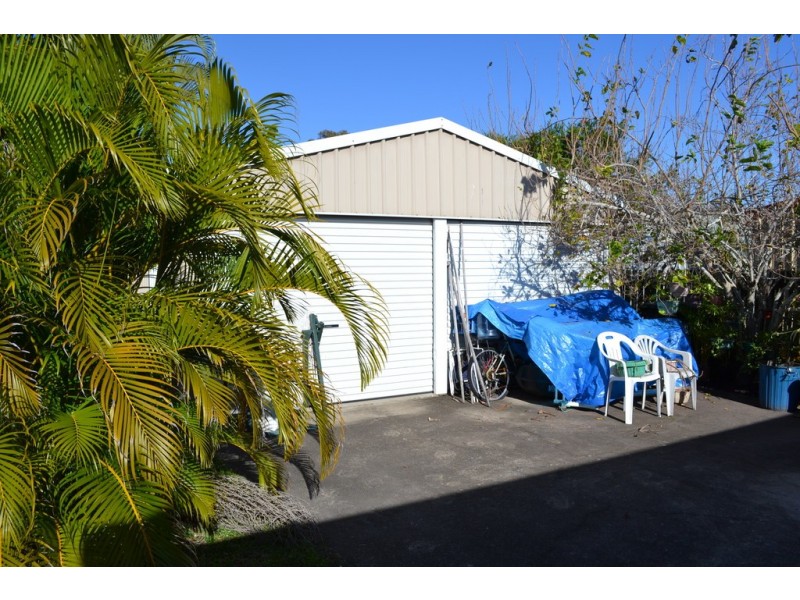 39 Hansen Street, Urangan QLD 4655