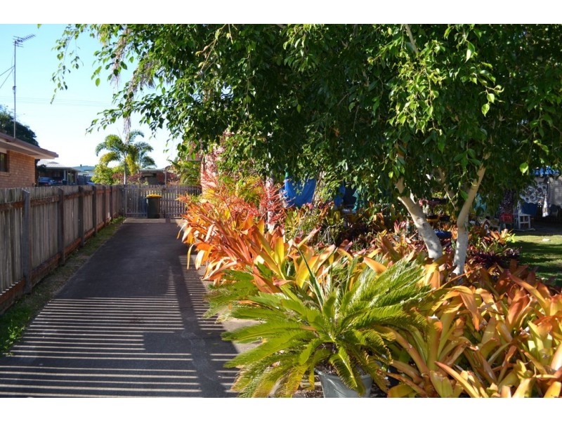 39 Hansen Street, Urangan QLD 4655