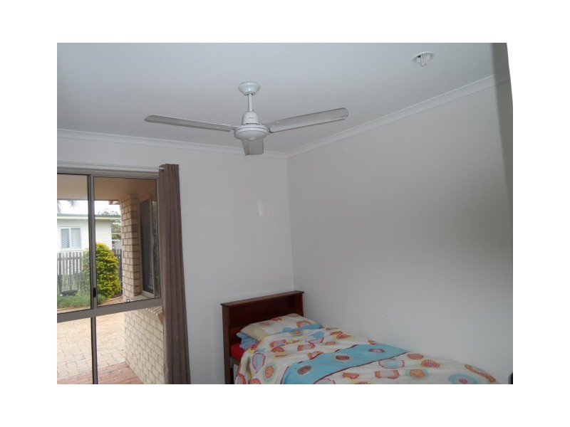 1/146 Cypress Street, Urangan QLD 4655