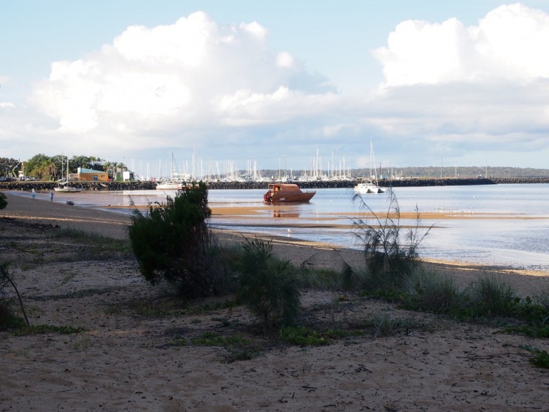 667 Charlton Esplanade, Urangan QLD 4655