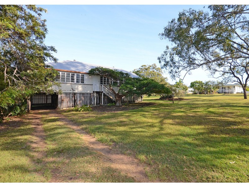 12 Spence Street, Point Vernon QLD 4655