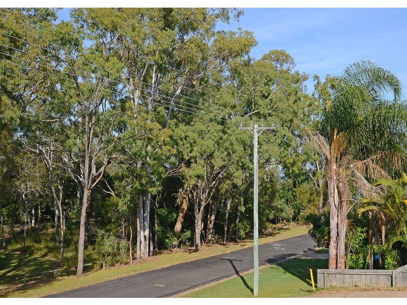 12 Spence Street, Point Vernon QLD 4655