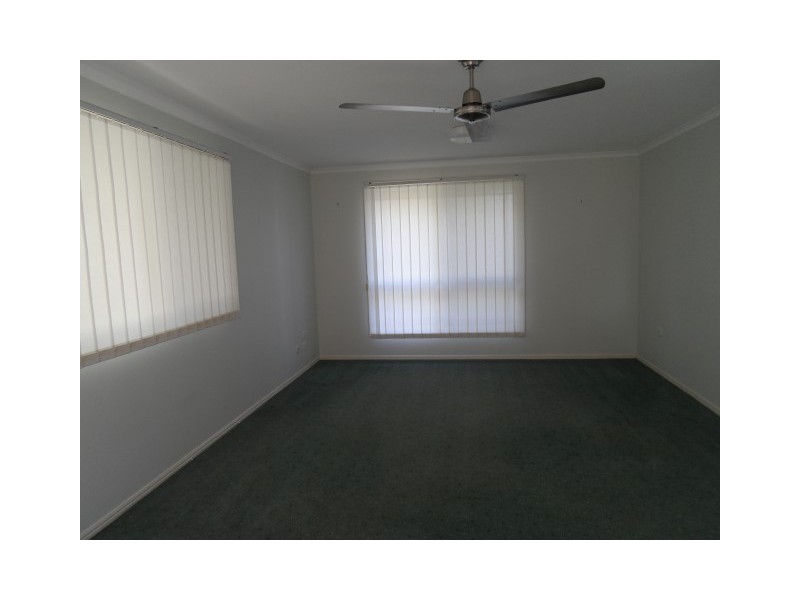 44 Helsham st, Point Vernon QLD 4655