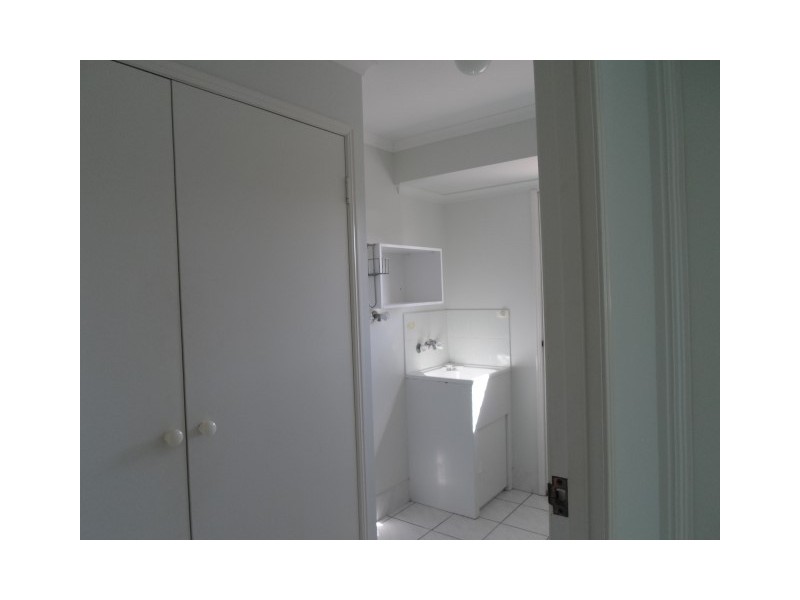 44 Helsham st, Point Vernon QLD 4655