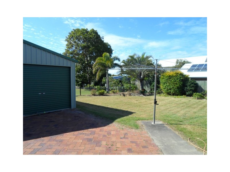 44 Helsham st, Point Vernon QLD 4655