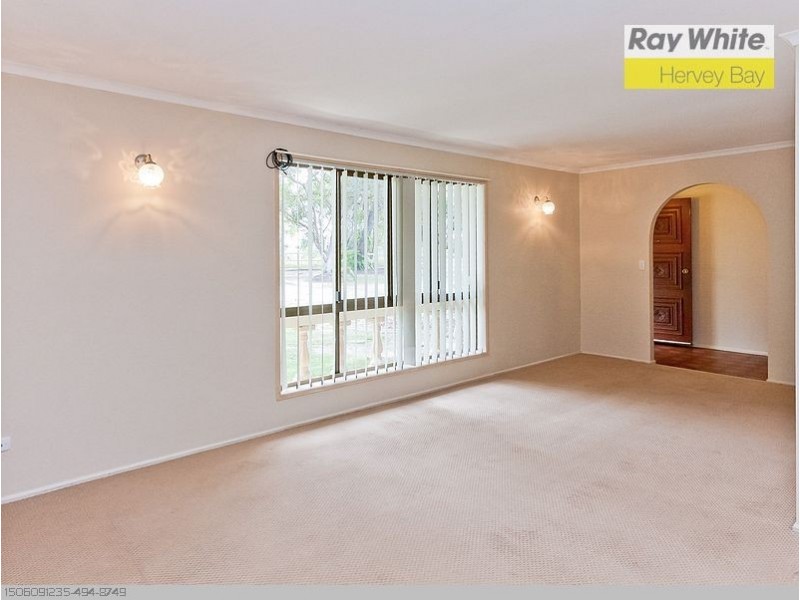 11 Shore Road E, Urangan QLD 4655