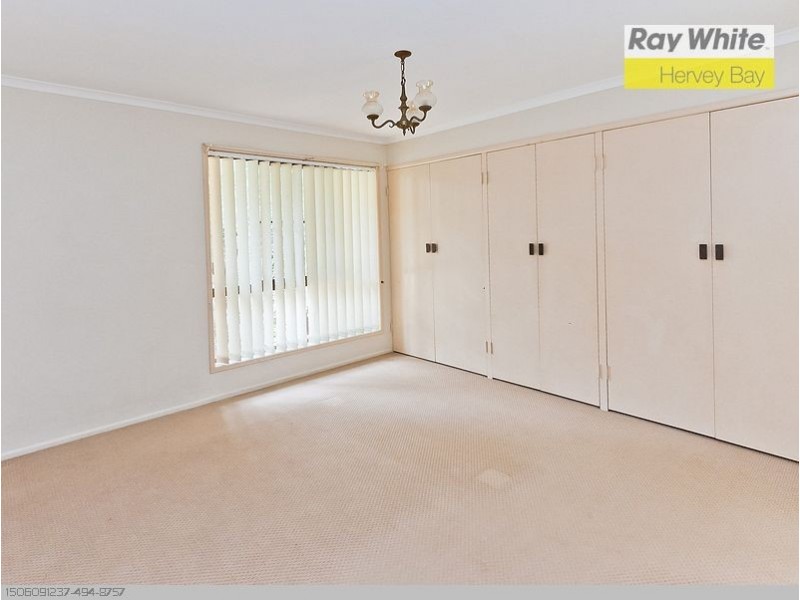 11 Shore Road E, Urangan QLD 4655