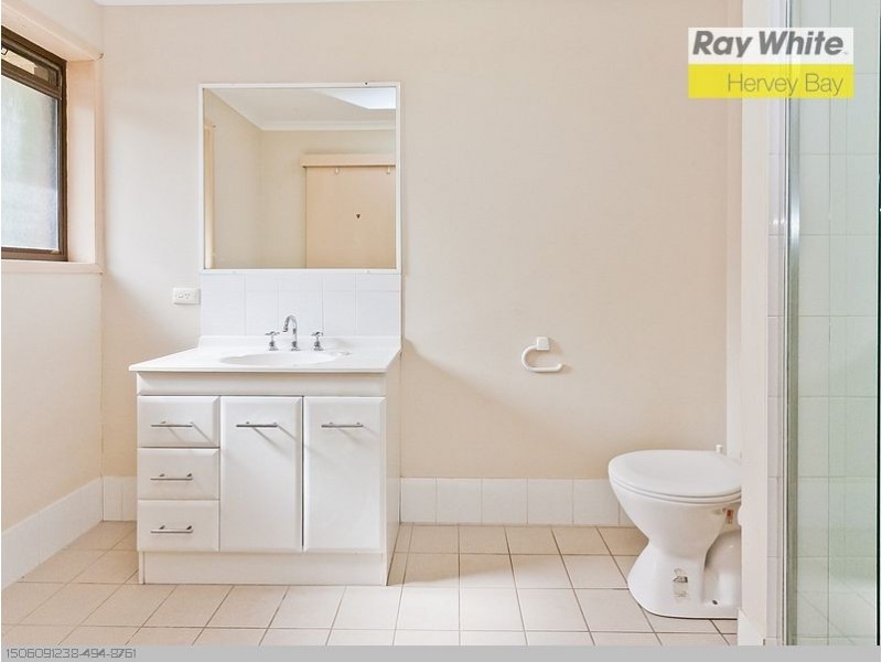 11 Shore Road E, Urangan QLD 4655