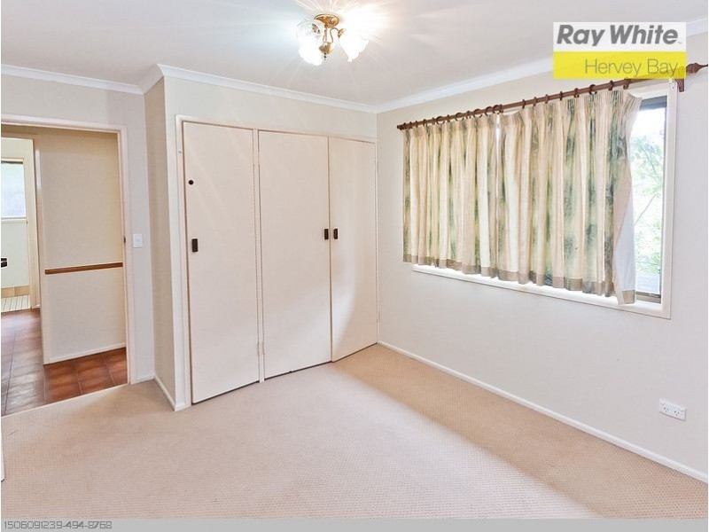 11 Shore Road E, Urangan QLD 4655