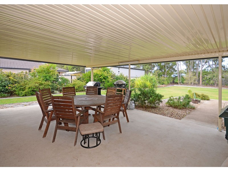17 Pinehurst Drive, Wondunna QLD 4655