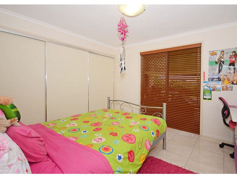 17 Pinehurst Drive, Wondunna QLD 4655