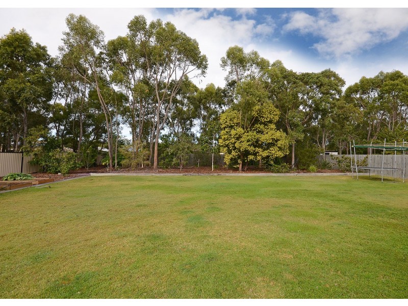 17 Pinehurst Drive, Wondunna QLD 4655