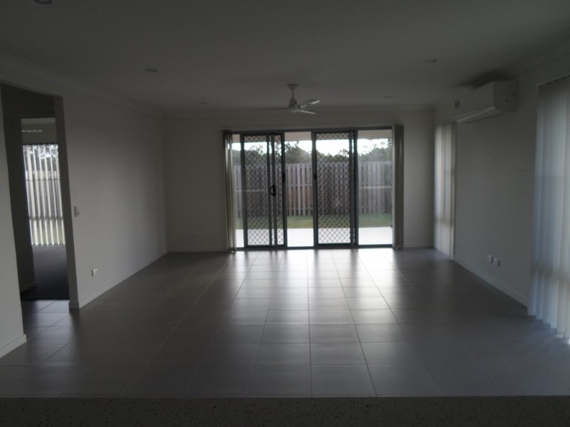 16 Venus st, Urraween QLD 4655