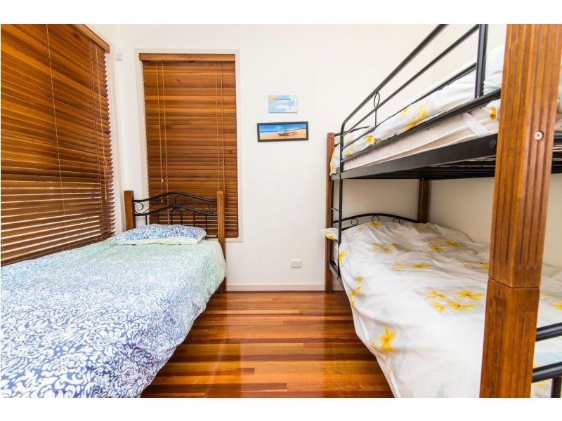House 25 Kingfisher Heights Est, Fraser Island QLD 4581