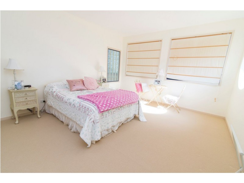 House 25 Kingfisher Heights Est, Fraser Island QLD 4581