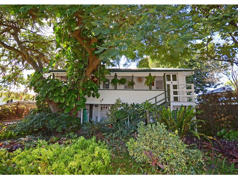 24 Eric Street, Torquay QLD 4655